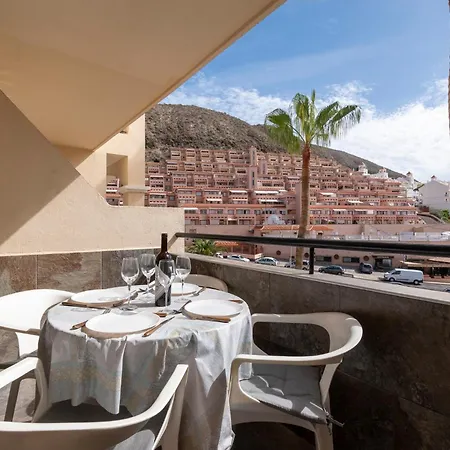 1 Bedroom Communal Heated Pool Daire Los Cristianos (Tenerife)