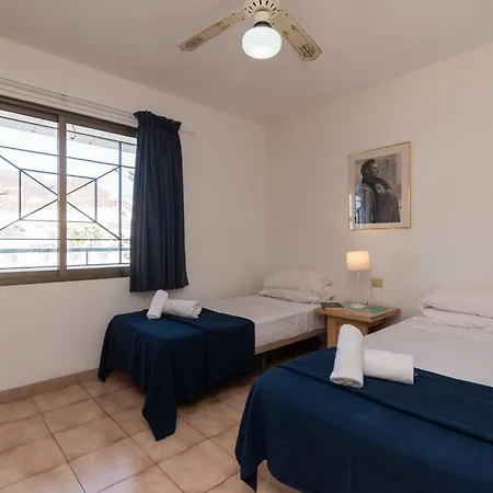 1 Bedroom Communal Heated Pool *